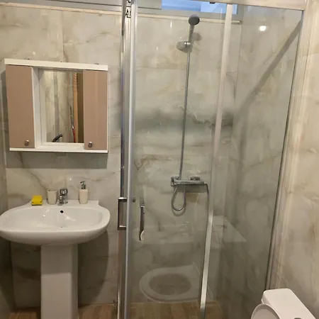 Xhaferaj Group Apartamento